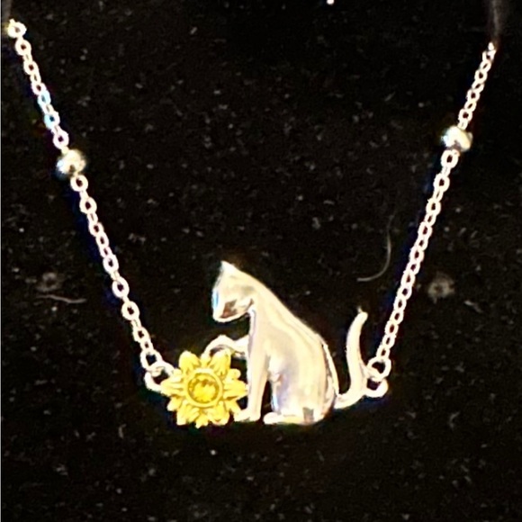 Sterling Silver Handcrafted Cat Bracelet - Picture 2 of 6